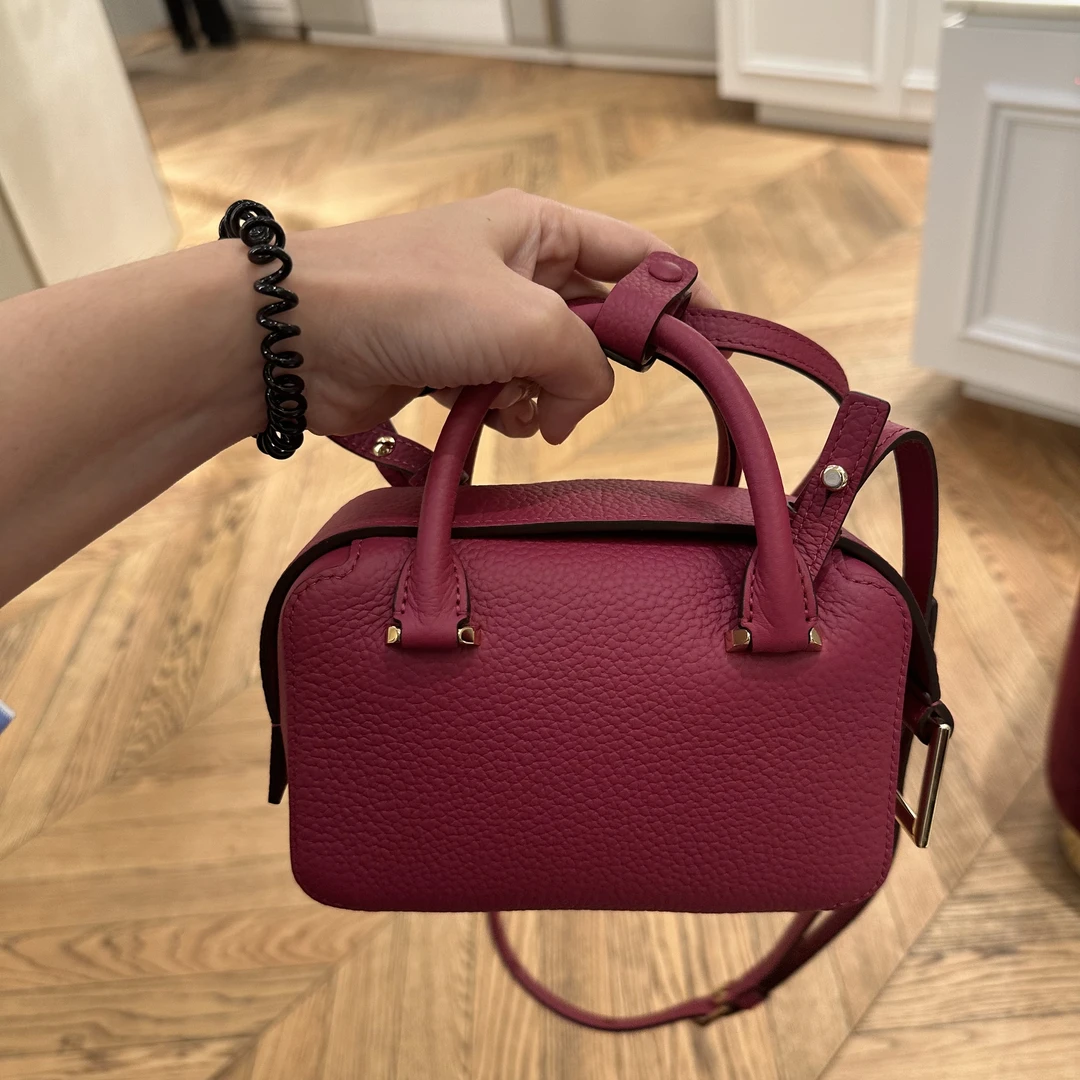 全新未使用 Delvaux/德尔沃 德尔沃 紫红nano coolbox 包