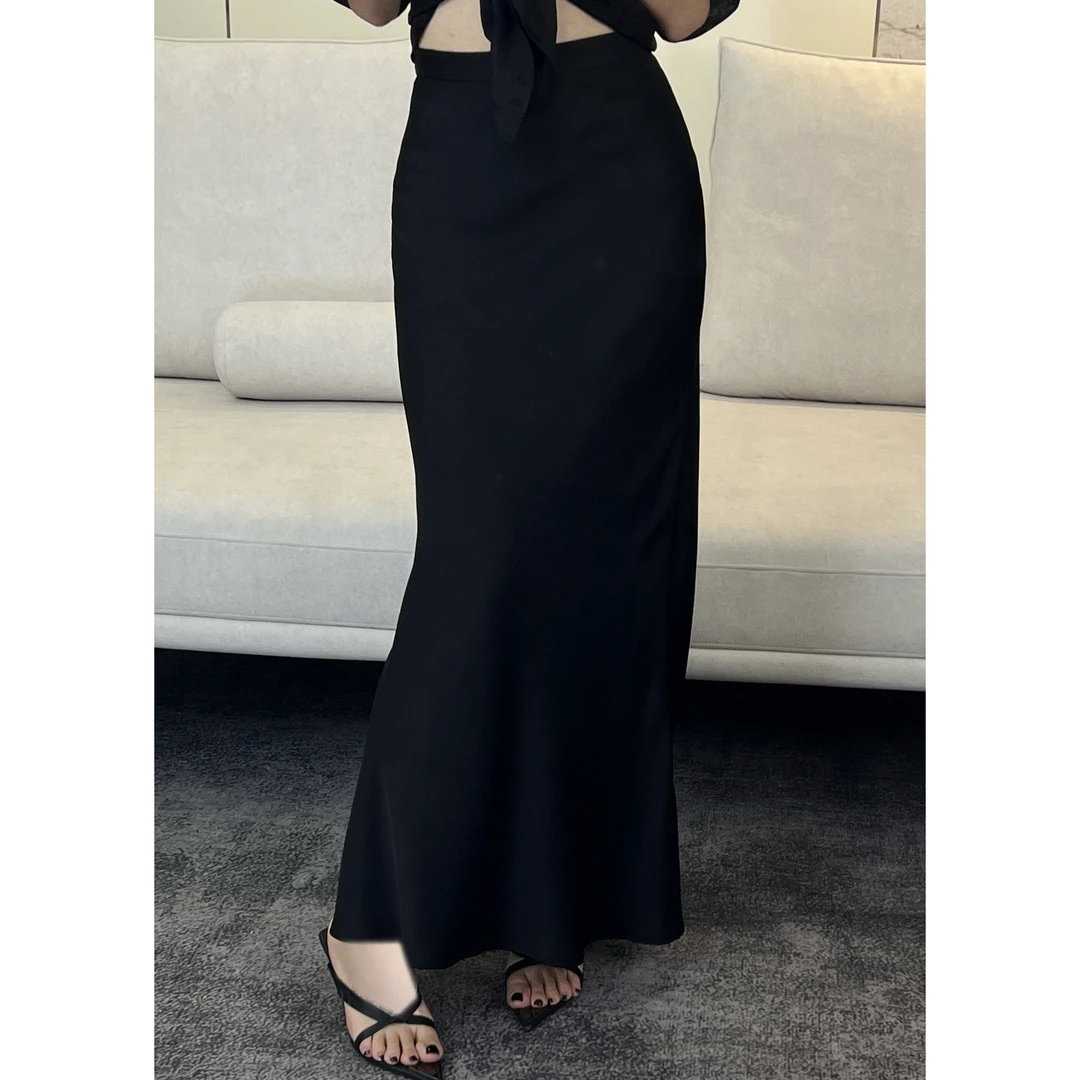 「流光曲线」 2024秋季新款中长款高腰显瘦半身裙HBZC622033 nnassa