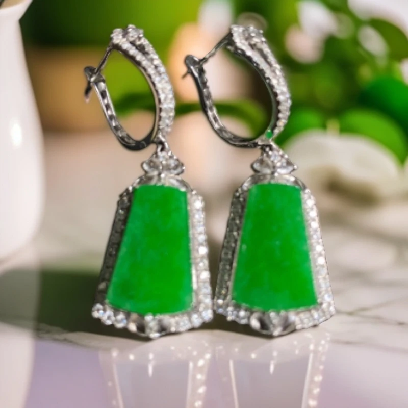 翡翠方牌耳坠18k金镶嵌绿耳环时尚百搭 耳扣设计风格满绿金耳坠