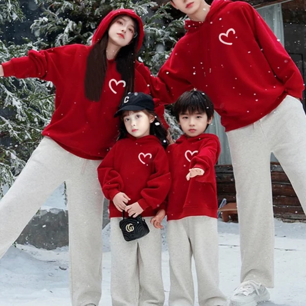 2025马年本命年过新年红色衣服亲子装一家三四口秋冬新款不一样的