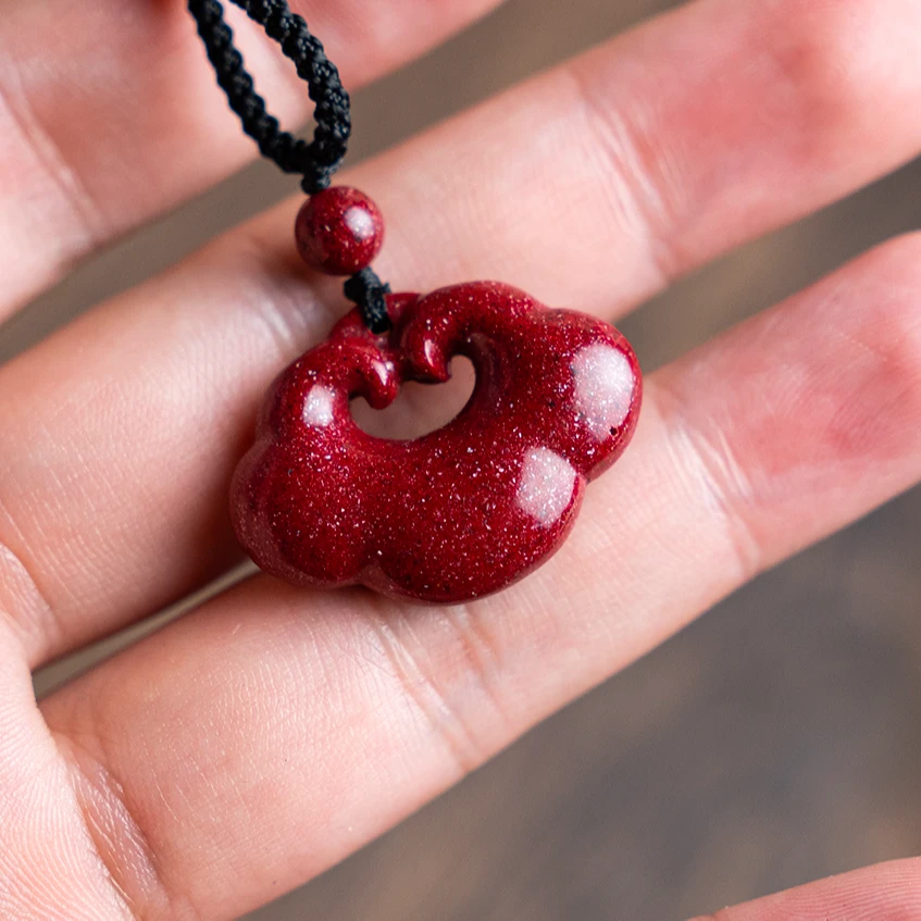 天然辰砂万山原产地天然（红晶砂）平安锁