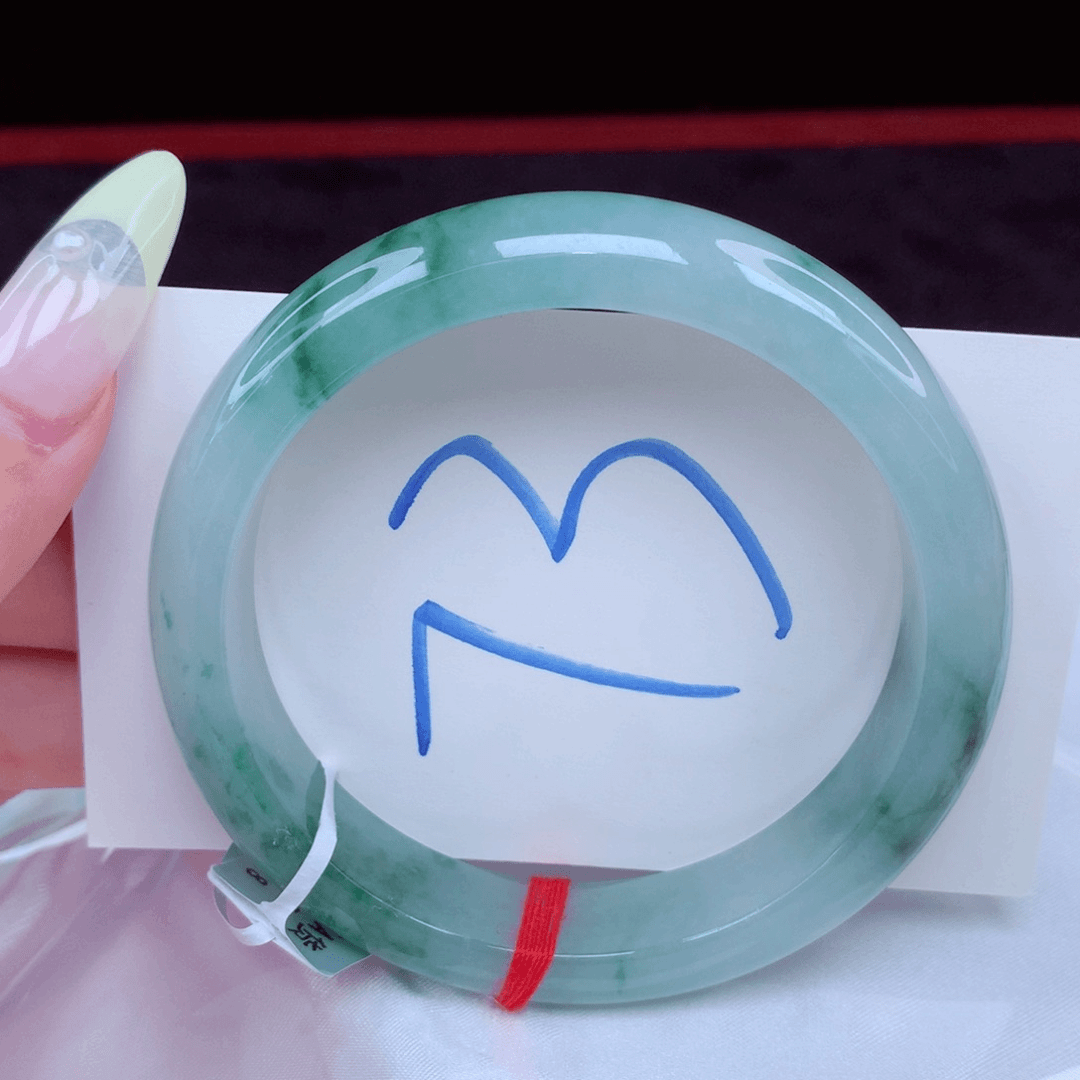 翡翠手镯未镶嵌翡翠手镯777