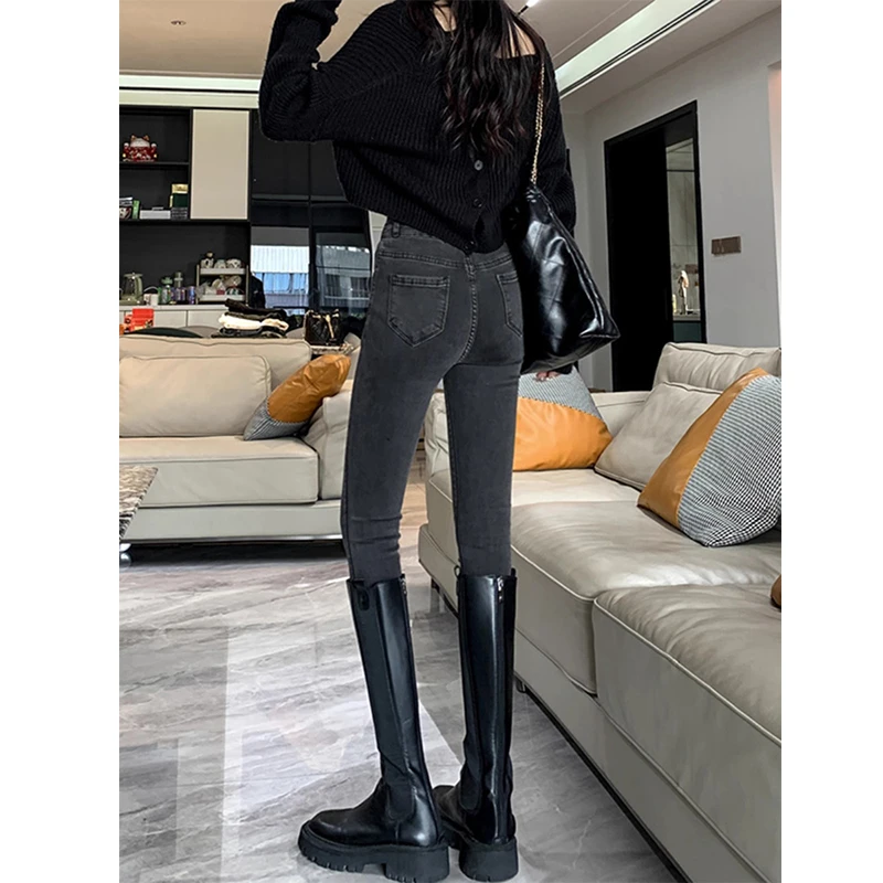 黑灰色高腰牛仔裤女加绒2024年秋冬新款显瘦修身紧身小脚铅笔裤子