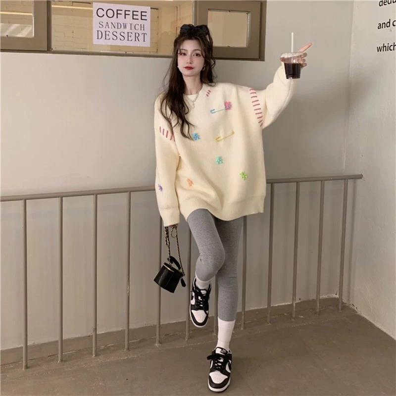 女士精品毛衣，随机