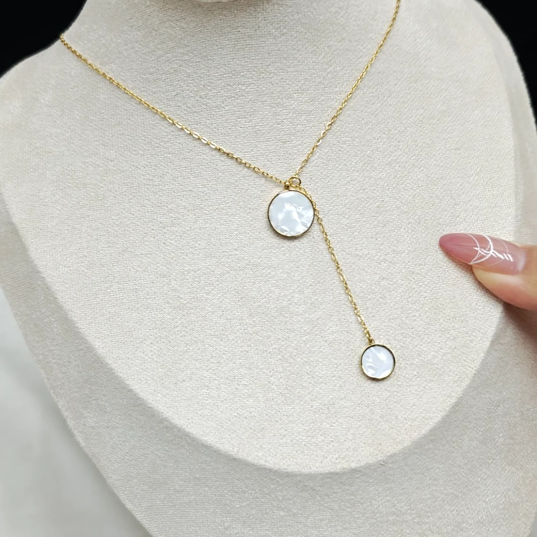 钛钢项链 轻奢百搭(随机发货 一单不飞）