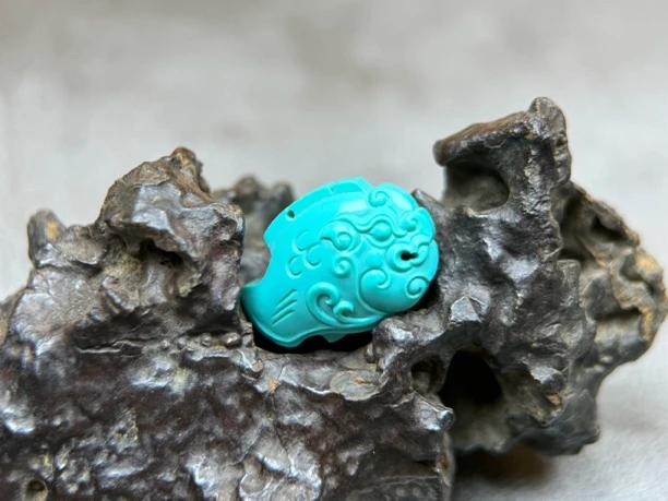 原矿高瓷蓝绿松石 仿古鱼化龙