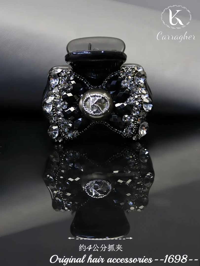 1698抓夹4公分左右卡拉格原创饰品气质轻奢时尚百搭小抓夹黑色