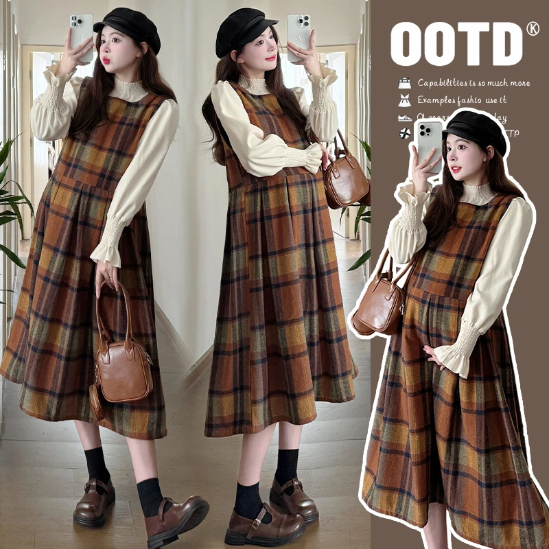 韩版显瘦孕妇装洋气秋冬森系复古毛呢格子裙打底上衣孕妇两件套