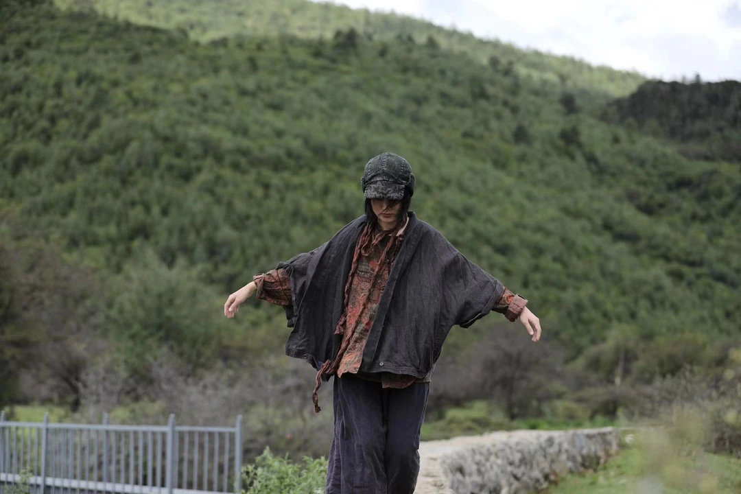 西子分享2291 古蘭木 亚麻休闲 宽松文艺【上衣】