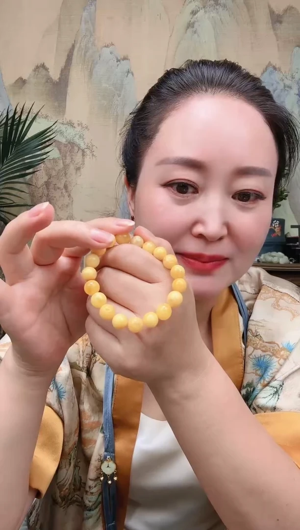 【闪购商品】琥珀裸石未镶嵌手串
