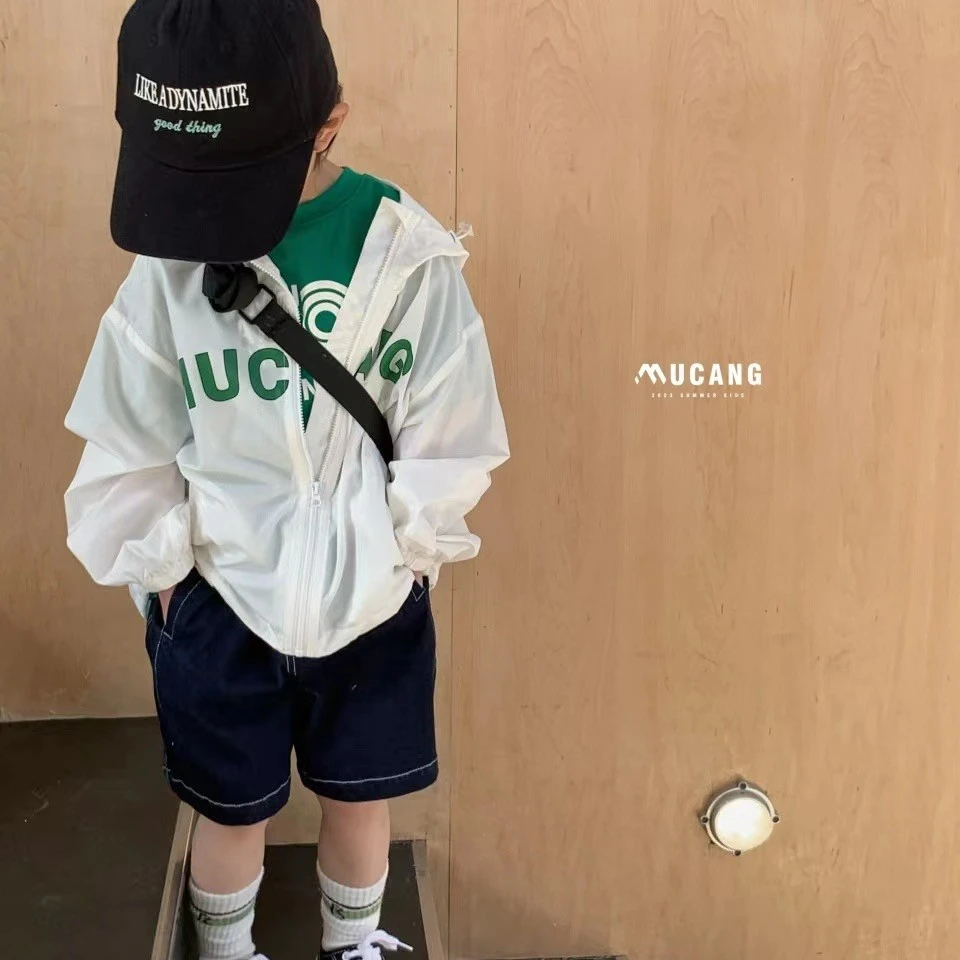 小童夏季防晒服休闲外套男女同款100-130码现货实发长袖连帽男女