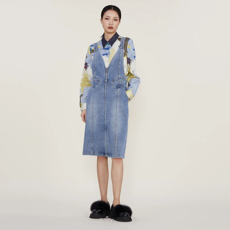 R/谜底新款中长款连衣裙复古马甲式修身牛仔背带裙中裙224ML1582