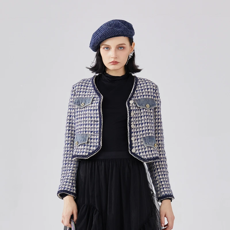 谜底短款呢子外套女2024春季新款小香风V领格纹修身毛呢241MW0111