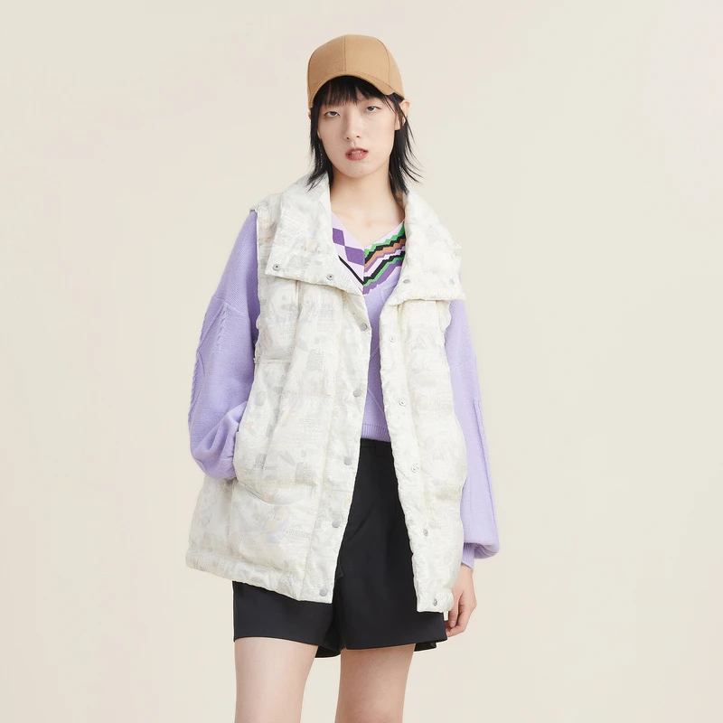 R/谜底新款立领时尚印花羽绒马甲修身百搭短款羽绒服女223MM1034