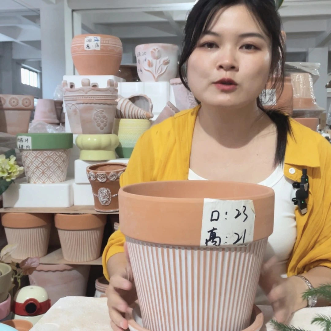 【闪购商品】红陶20CM以下复古竖条纹23-21（带托）