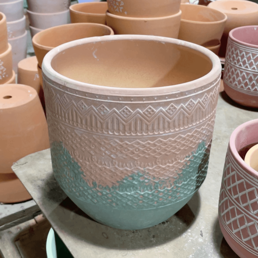 【闪购商品】红陶20CM以下119中号粉绿21-21