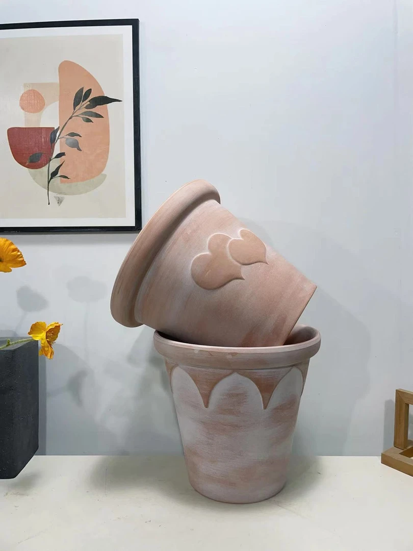 红陶复古大号花盆皇冠＋爱心口径26高度24两个装