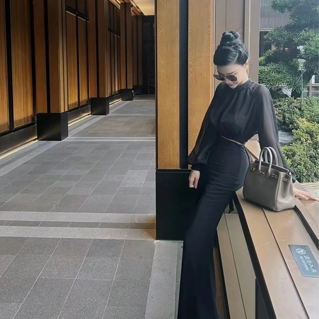 魏元高定/黑色桑蚕丝钉珠灯笼袖上衣-0069