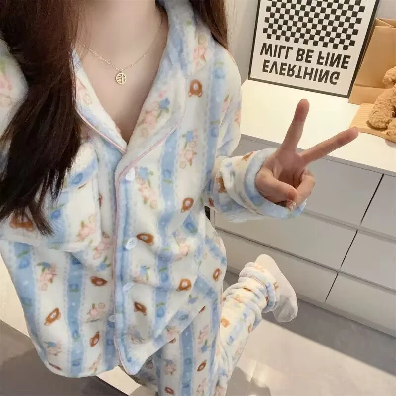 【法兰绒现发】可爱小熊甜美睡衣女加绒加厚保暖搭子宽松大码家居服