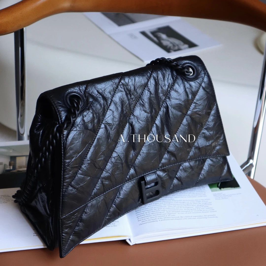 95新 Balenciaga/巴黎世家 羽绒crush底长40厘米单肩包-44676300