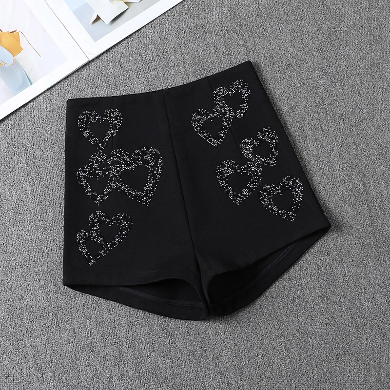 【2629】重工爱心烫钻罗马布休闲短裤女秋冬辣妹时髦显瘦直筒靴裤子