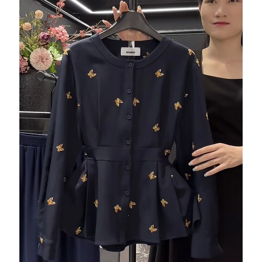 2025秋季新款重工刺绣蝴蝶长袖衬衫女轻奢高级感气质收腰开衫上衣