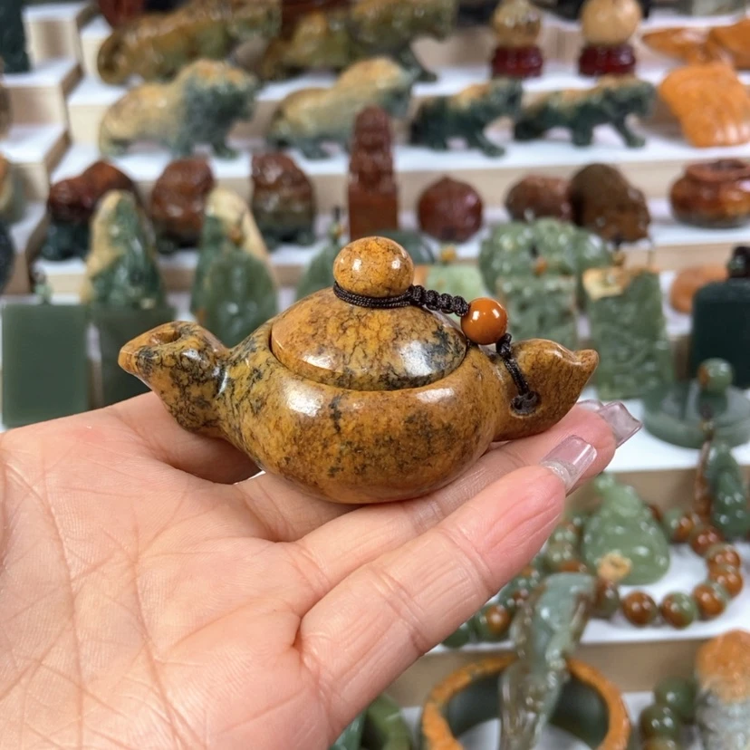 【闪购商品】岫岩河磨玉（透闪石质玉）手把未镶嵌太*人