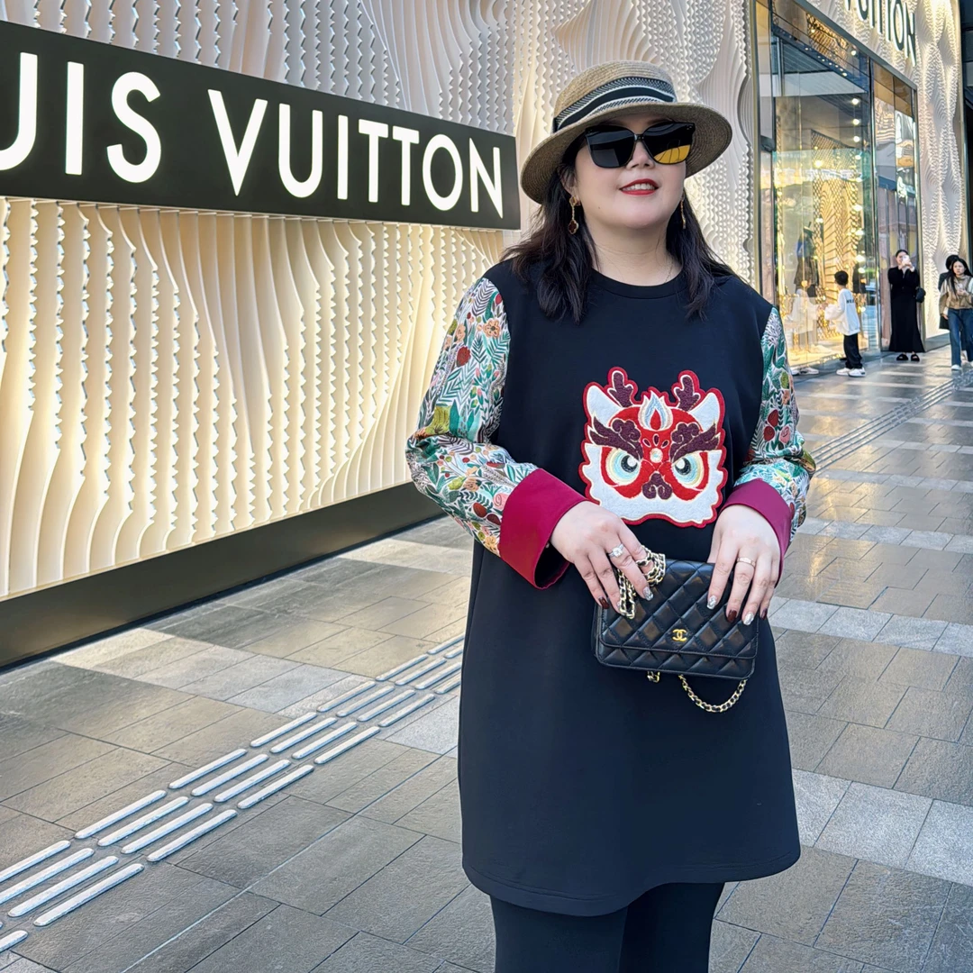 【深圳霞姐】定制新中式国风提花刺绣精致盘扣显瘦上衣裙