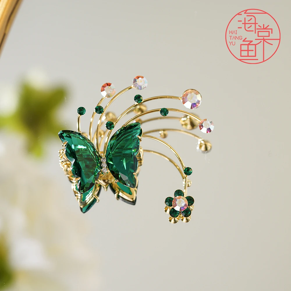 HY2269幻蝶绿胸针