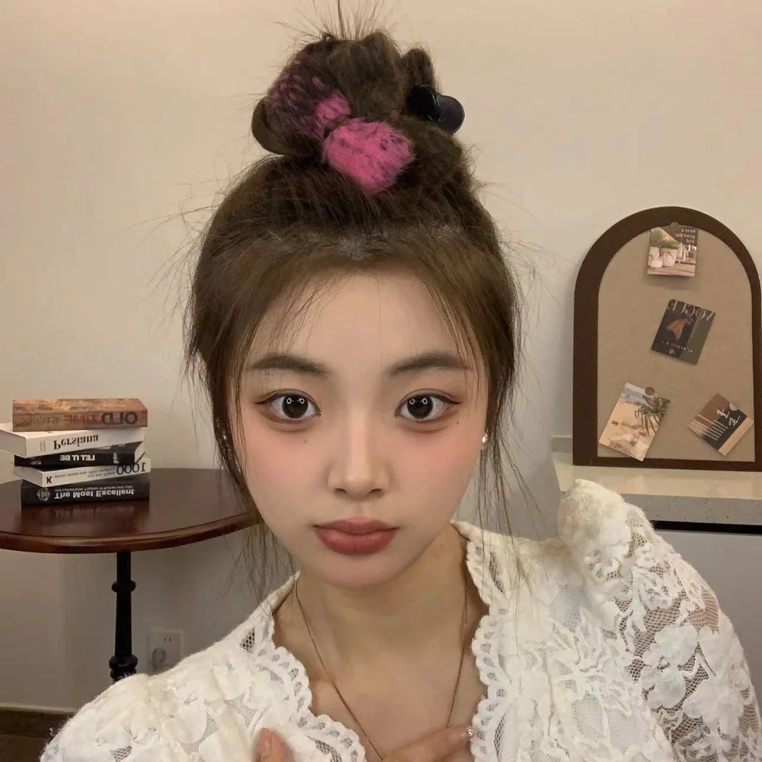 初春高级感气质毛呢蝴蝶结丸子头神器优雅发夹女新款后脑勺小抓夹