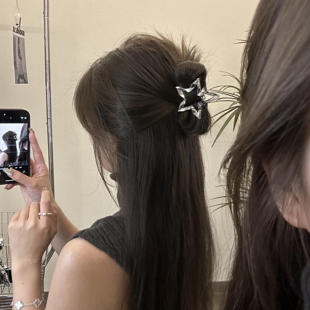 2024气质金属星星小抓夹网红爆款可爱头饰少女百搭发饰蝴蝶小发夹