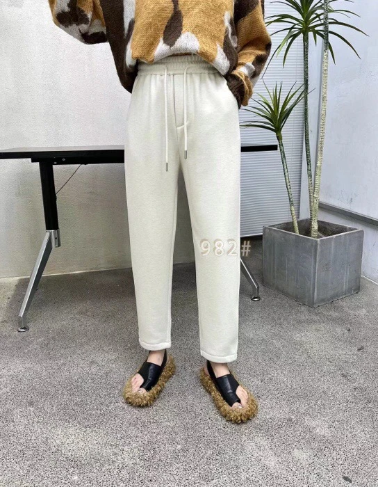 2024新款秋冬季加绒奶奶裤高腰宽松垂感小个子休闲裤萝卜卫裤女