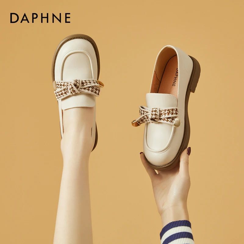 达芙妮爆款洋气乐福鞋2025秋季女鞋款时尚厚底复古百搭真皮黑色鞋