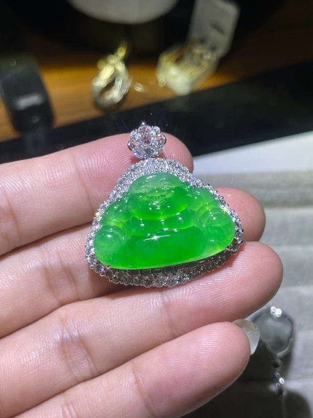 天然翡翠气质满绿18k金伴钻石豪华镶嵌佛公吊坠大件豪华