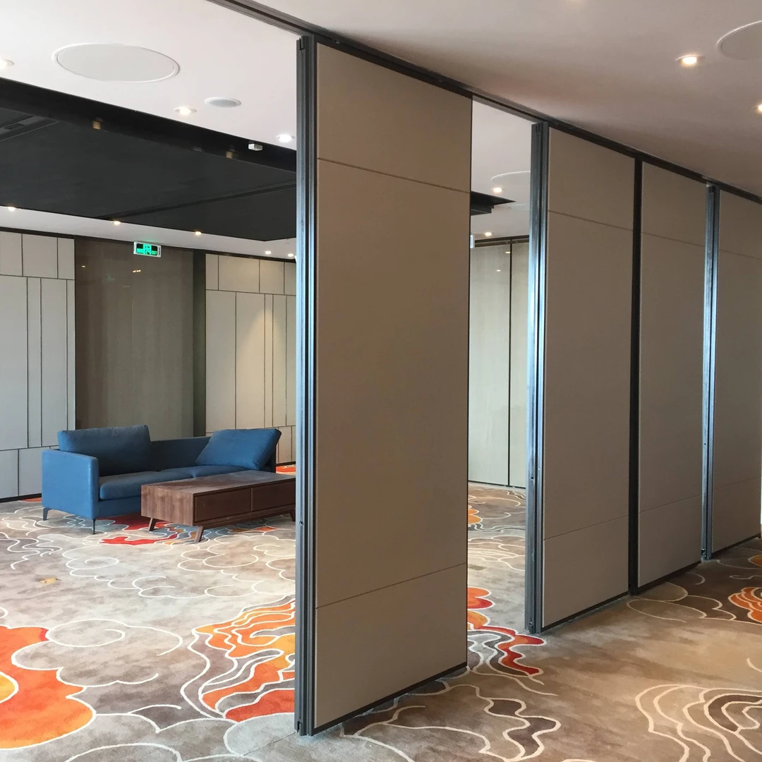 镜子移动隔断镜面活动隔断舞蹈室移动隔断墙瑜伽馆镜面折叠门玻璃