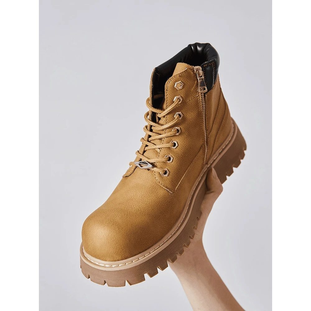 2025新款英伦风厚底大黄靴户外复古工装情侣马丁靴休闲美式男靴子