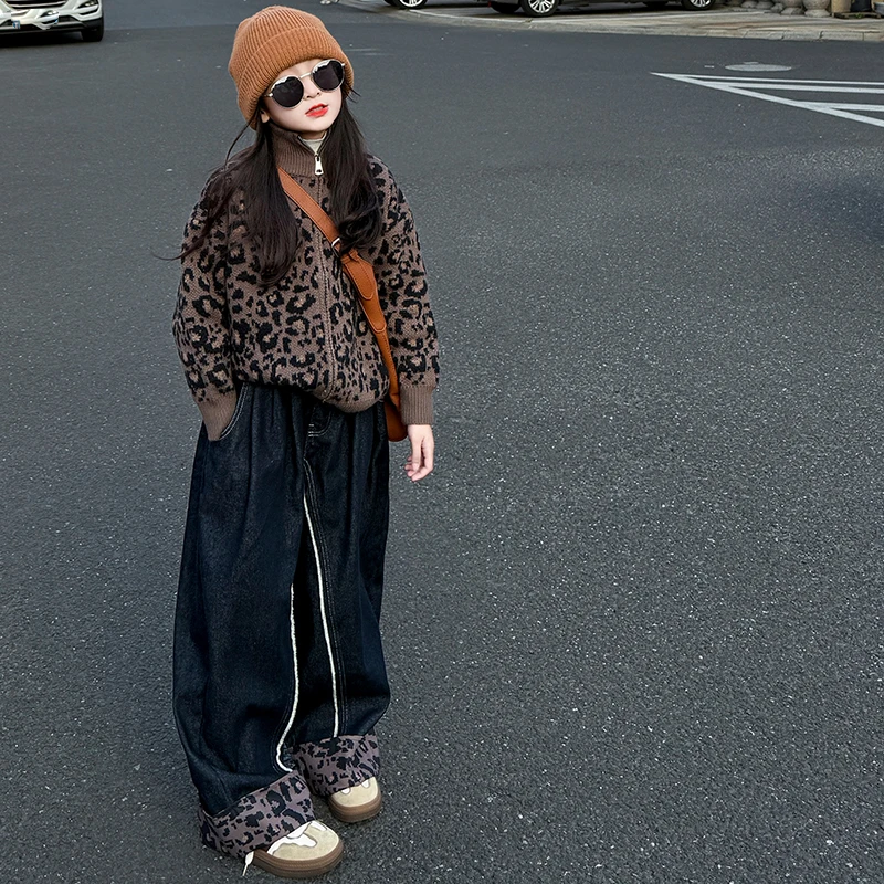 女童冬季洋气时髦套装豹纹毛衣加绒裤子两件套2025冬装新款中大童