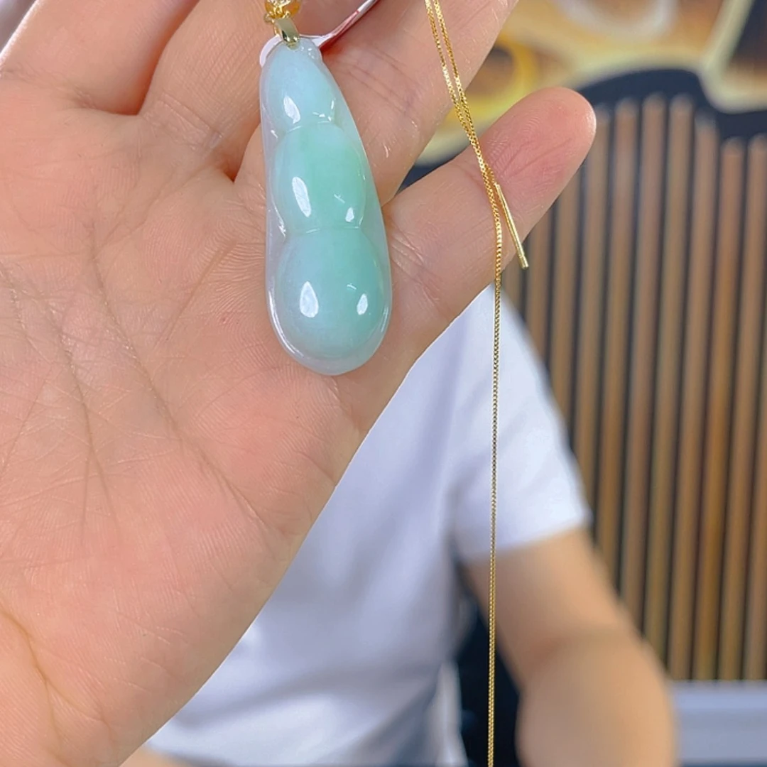 【闪购商品】翡翠颈饰未镶嵌