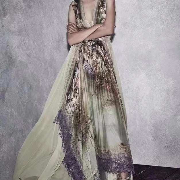 【大蕾严选】2025气质设计师新款显瘦百搭优雅真丝连衣裙502-23414