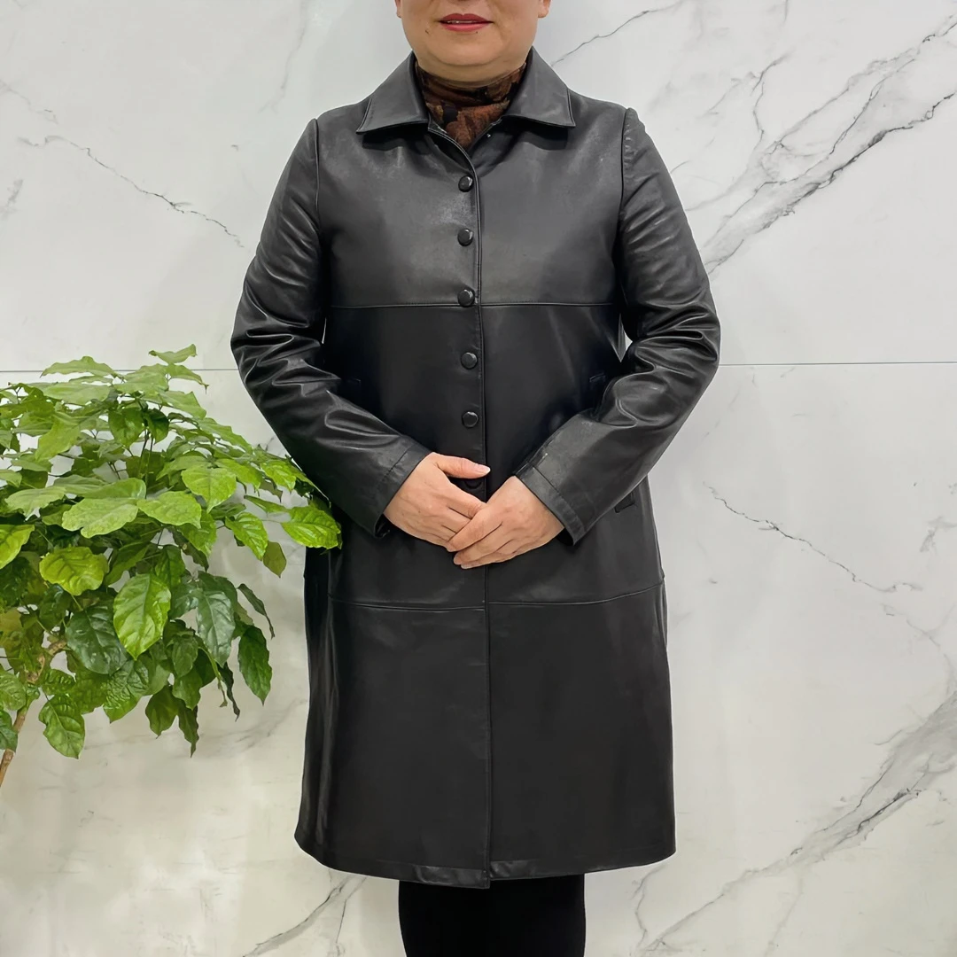 23年春节新款女士中年显瘦绵羊皮中长款风衣