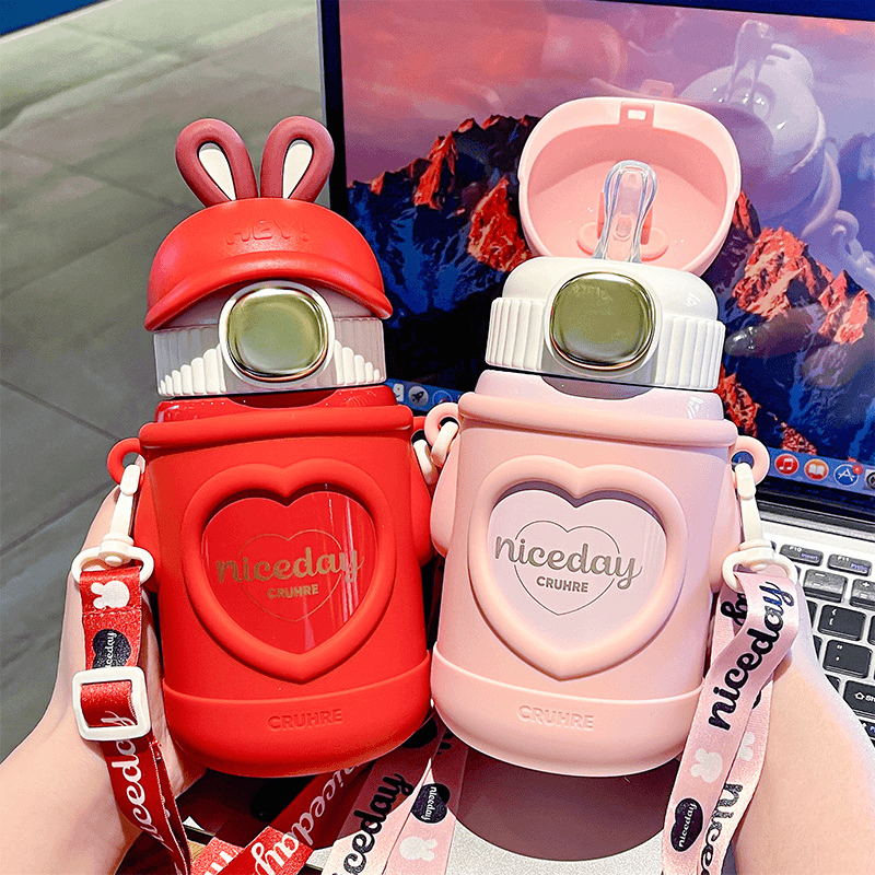 可爱爱心帽子保温杯自带硅胶杯套调节杯绳硅胶奶嘴学生大容量水杯