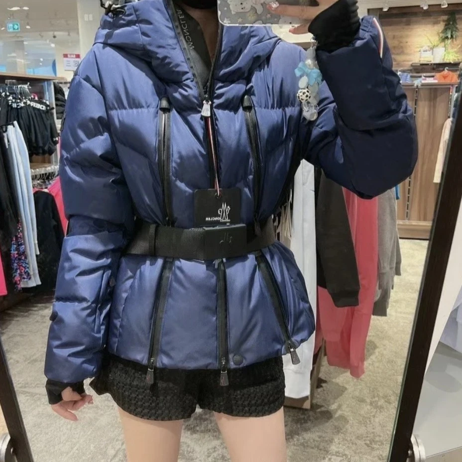 000847 盟可睐滑雪系列连帽羽绒服蓝色 1码  全新带吊牌