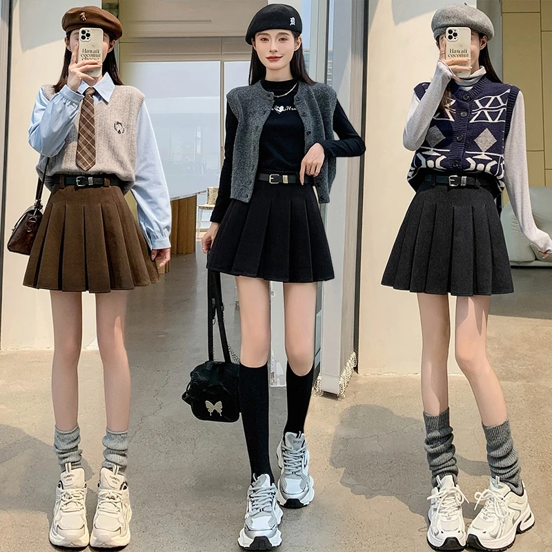 毛呢半身裙2024秋冬新款学院风百褶裙复古显瘦小个子百搭A字短裙