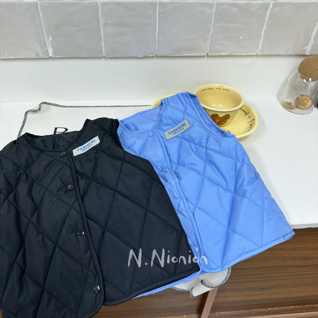 nana儿童韩版FAS菱格轻薄款马甲