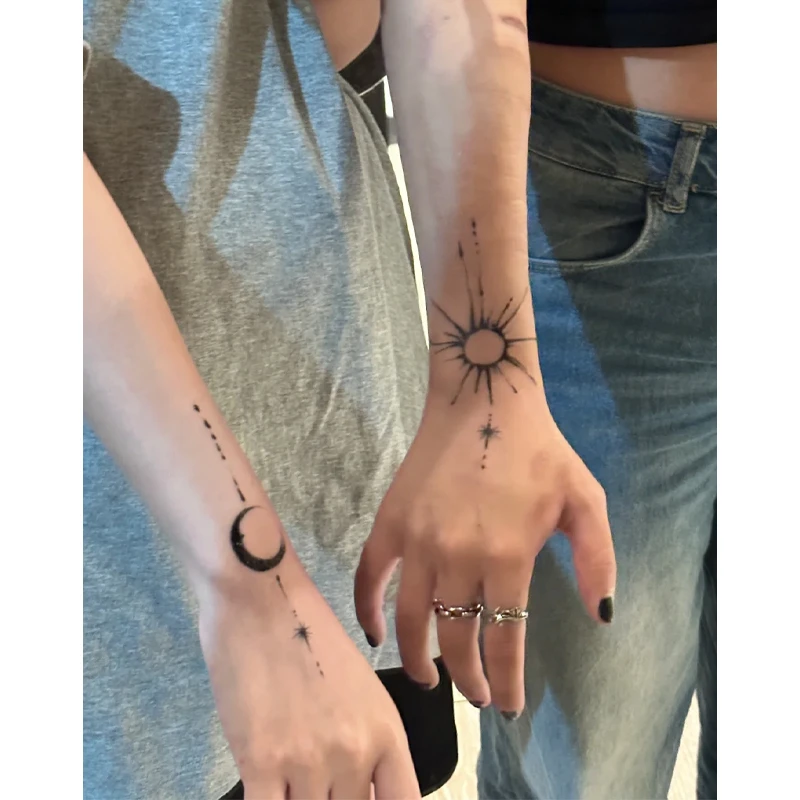 日月星辰草本果汁情侣闺蜜纹身贴防水逼真不反光刺青色洗不掉高级