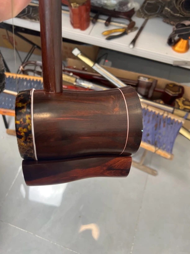 高档老红木特殊皮高胡