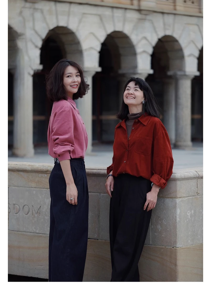 彩色纯棉多色灯芯绒衬衫外套翻领衬衣显瘦，版型超正，必入款衬衫