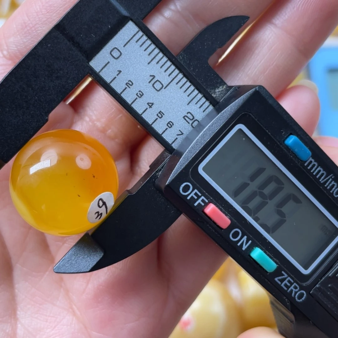 【闪购商品】蜜蜡裸石未镶嵌微瑕