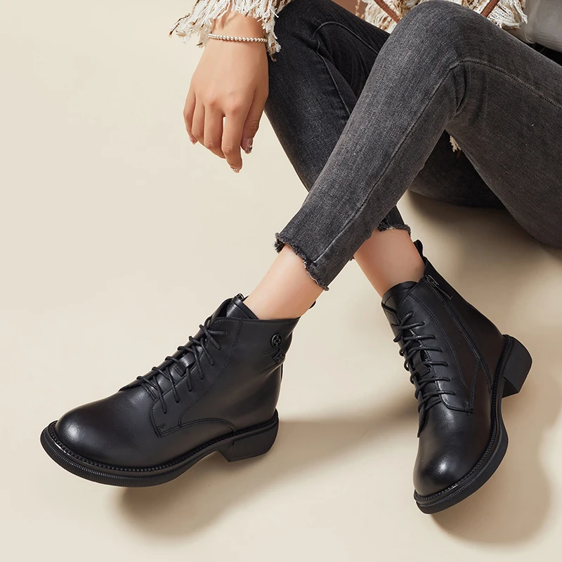 216-10大码女鞋40-43真皮马丁靴女冬季百搭英系带粗跟加绒短靴女