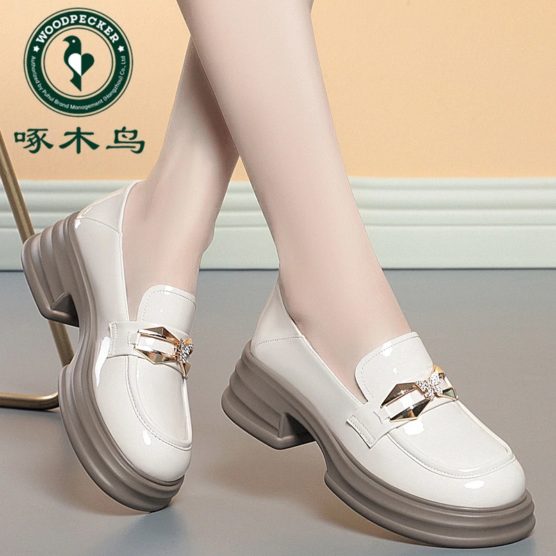 啄木鸟乐福鞋女厚底2025新款春秋松糕底单鞋粗跟女鞋英伦风小皮鞋